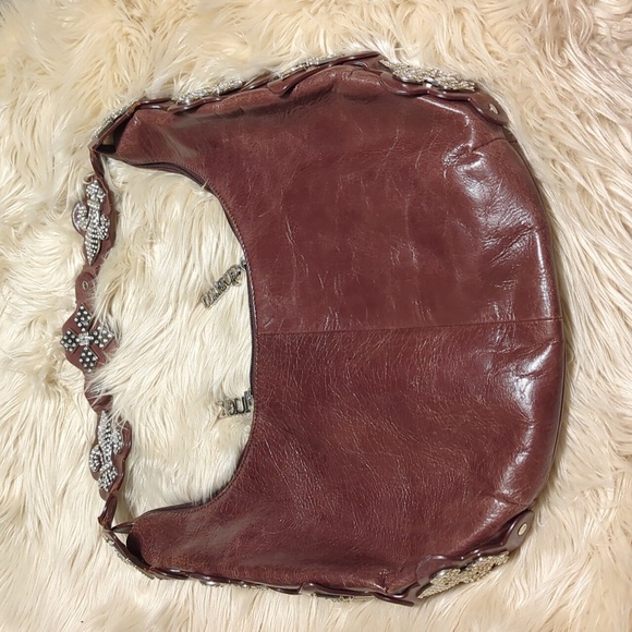 Charm and Luck brown leather shoulder bag - Picture 5 of 15